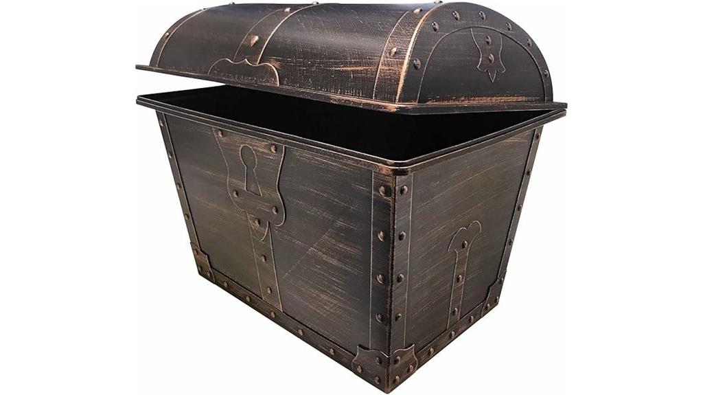 plastic treasure chest toy