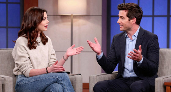 Anne Hathaway Gets Parenting Advice From Seth Meyers On LATE NIGHT